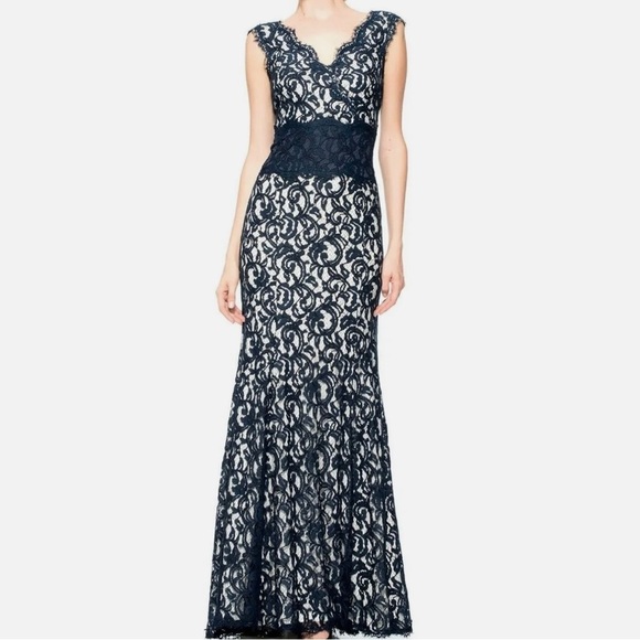 Tadashi Shoji Navy Sleeveless V Neck Lace Gown - Picture 1 of 9